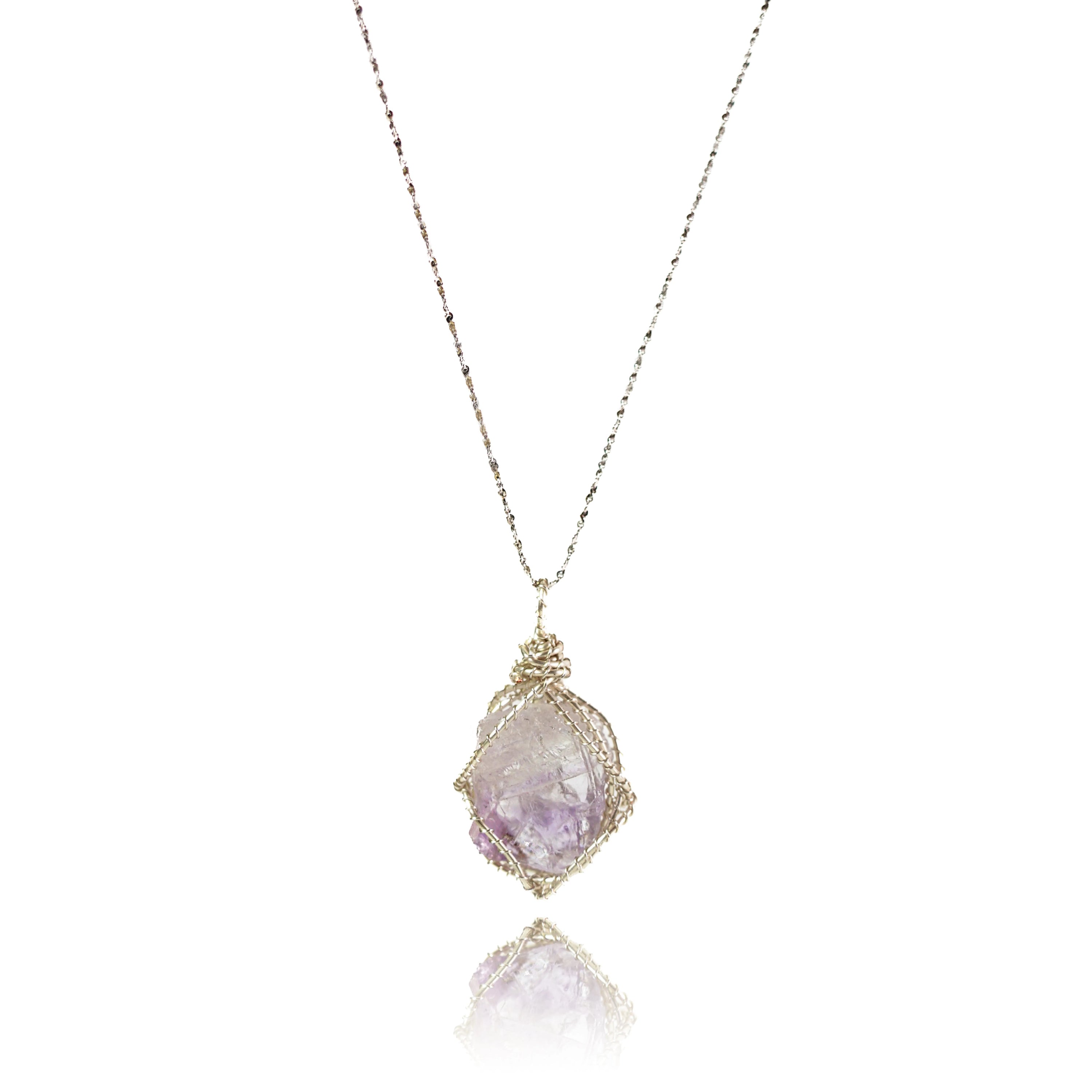 ‘’Mermaid’s Tear‘’ Ombre Amethyst Necklace｜Handmade Jewelry for Healing & Peace - Auratract
