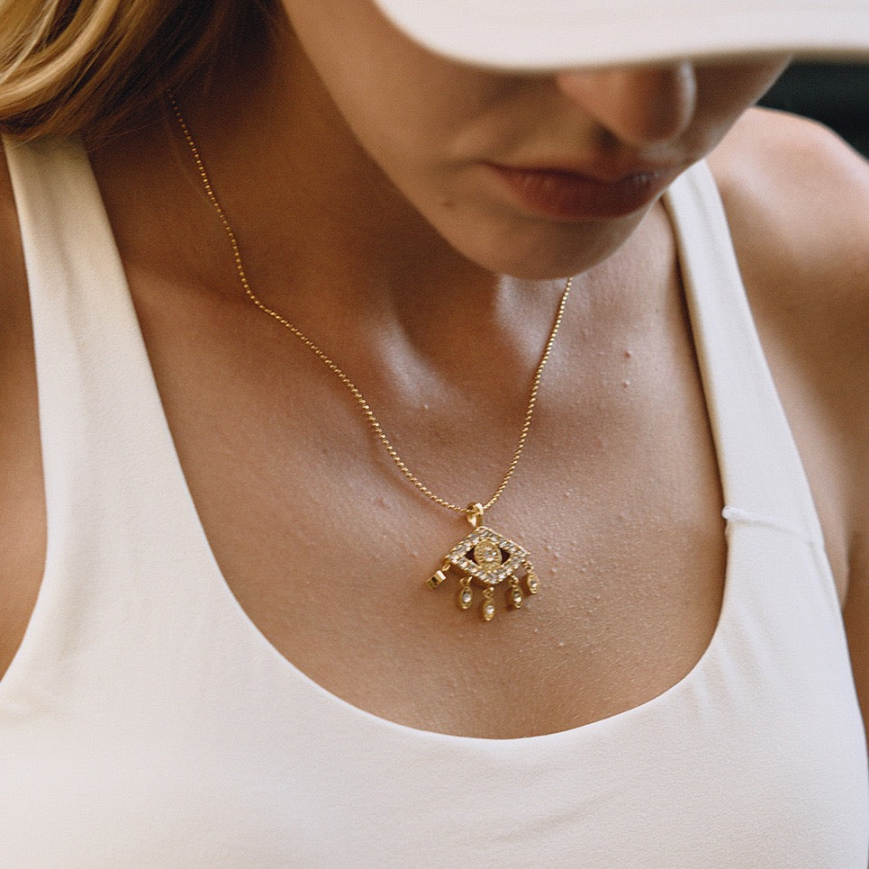 Waterproof hypoallergenic evil eye necklace for daily wear