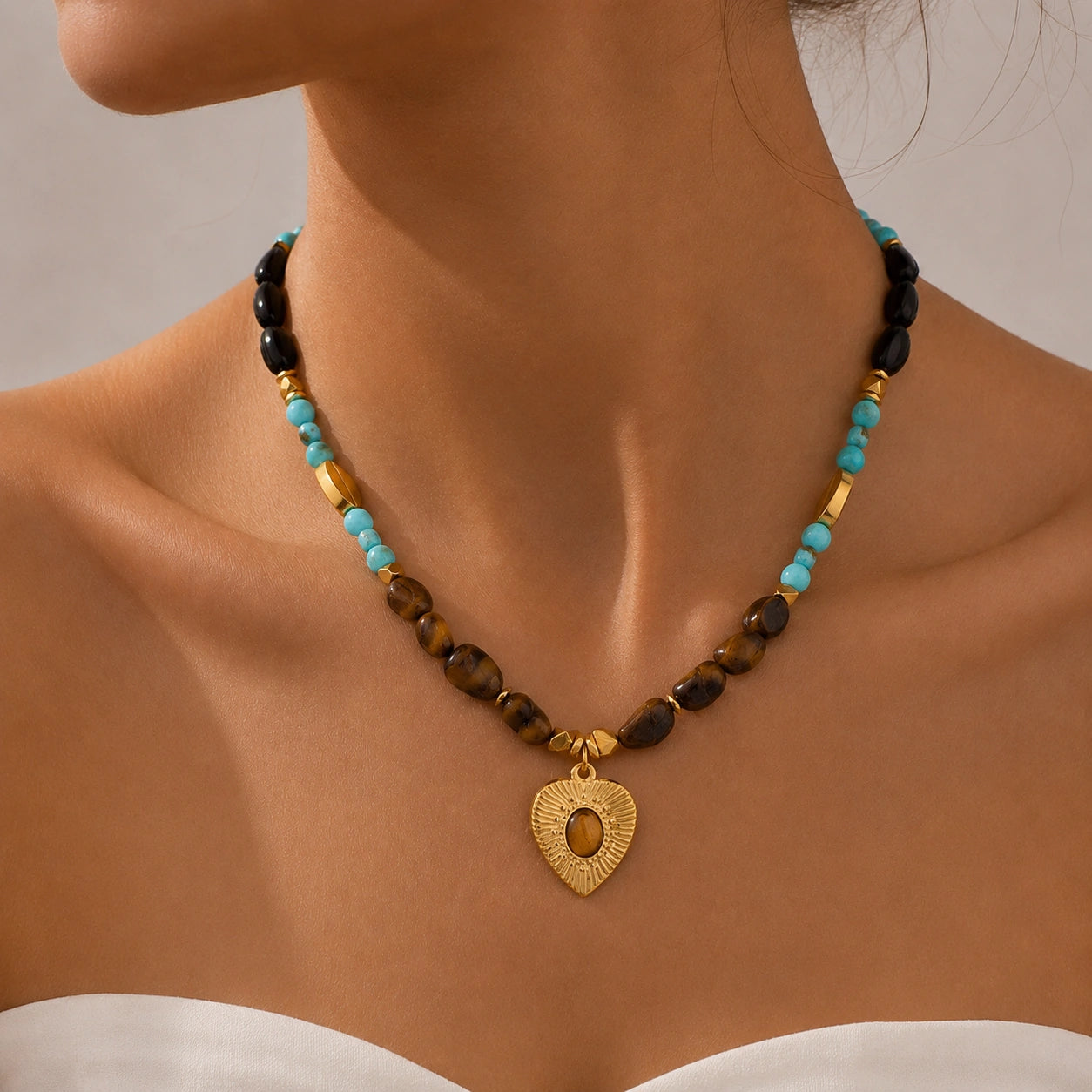 Minimal healing crystal necklace product image featuring natural stones and boho jewelry details