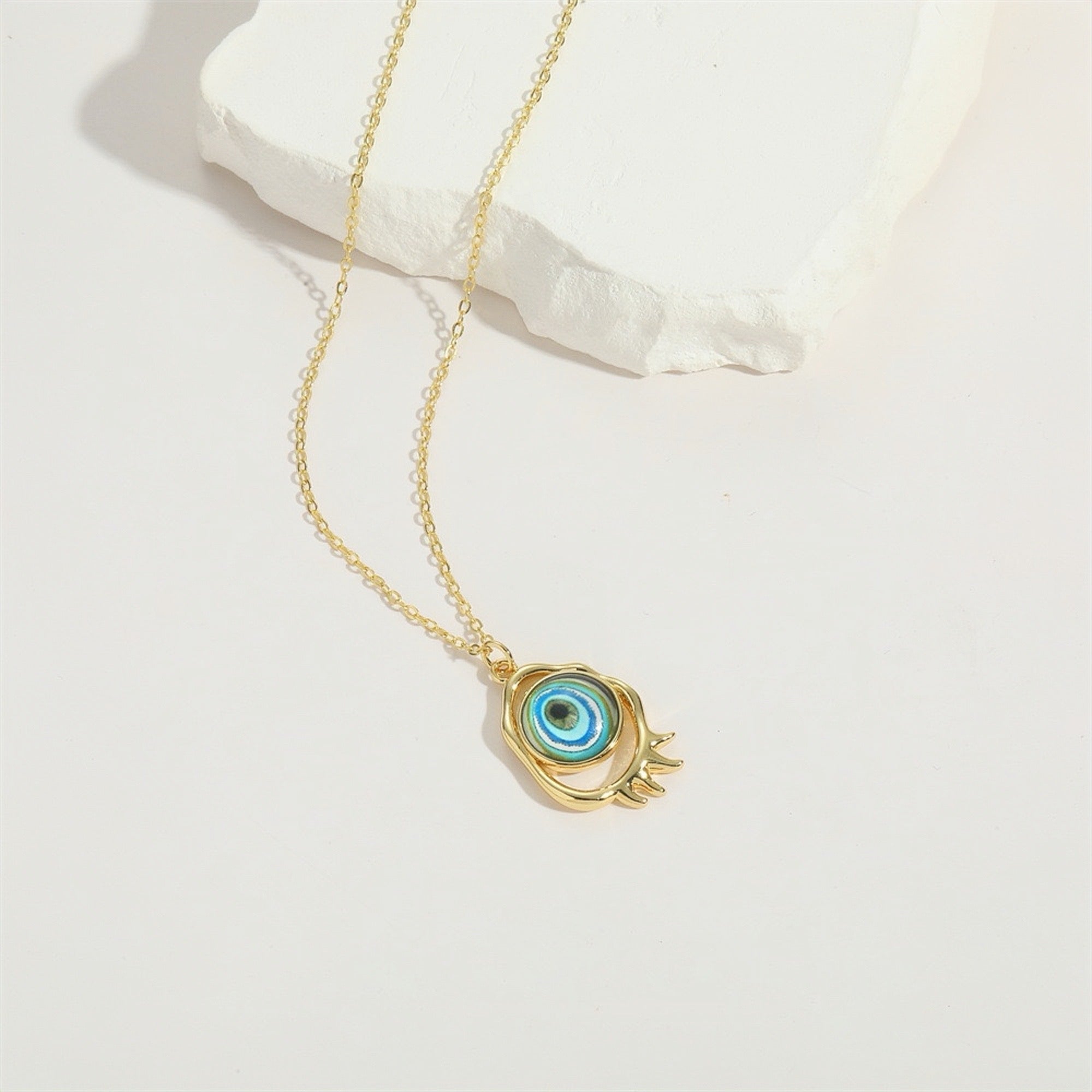Evil Eye Pendant Necklace｜5 Styles of Spiritual Protection & Power - Auratract